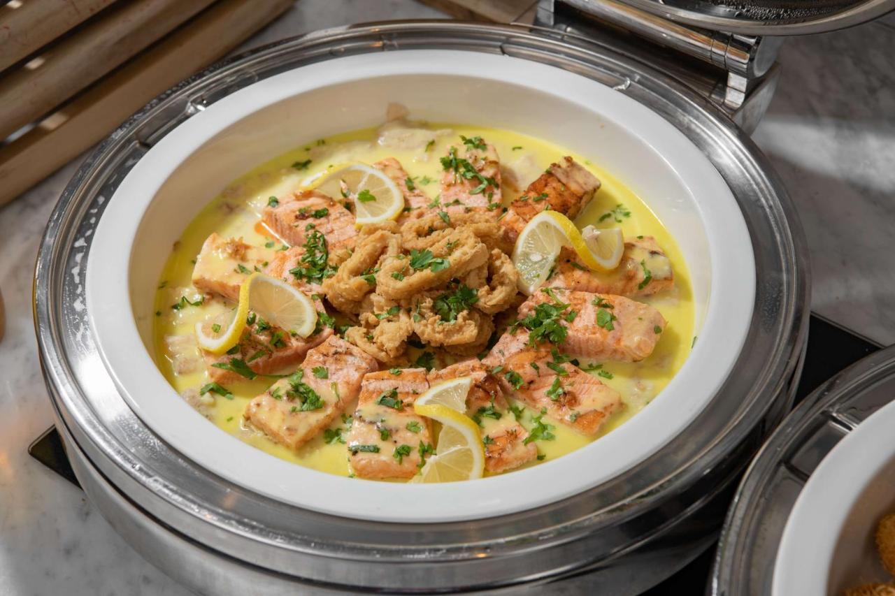 Park Inn By Radisson Makkah Aziziyah La La Mecca Esterno foto A seafood chowder